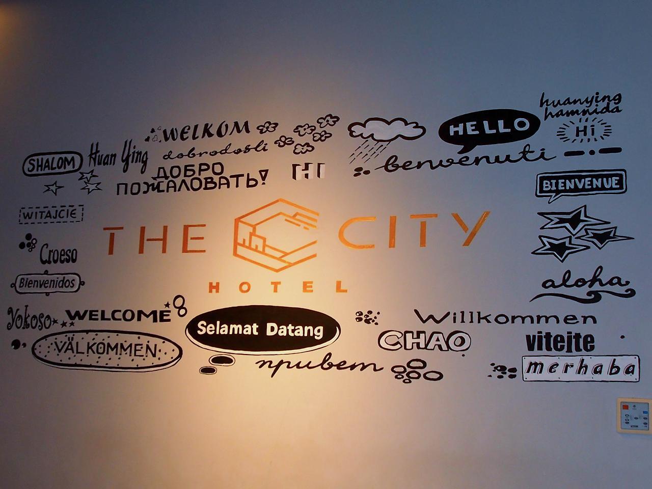 The City Hotel Ambon Zewnętrze zdjęcie